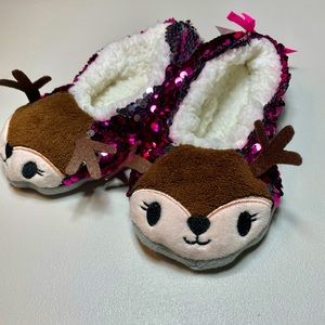 NEW sequin reindeer slippers | Girls 7-3